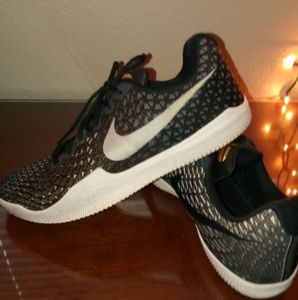 Nike kobe mamaba instict